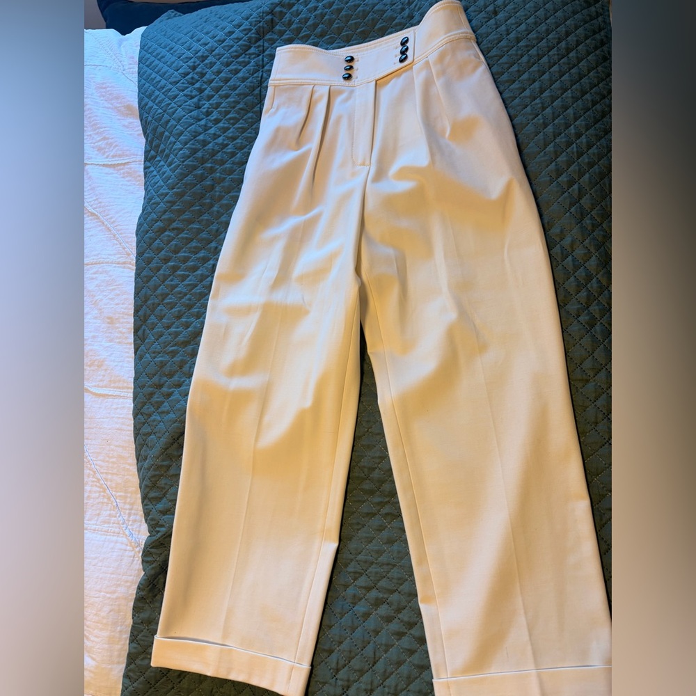Massimo dutti white pants. Never worn